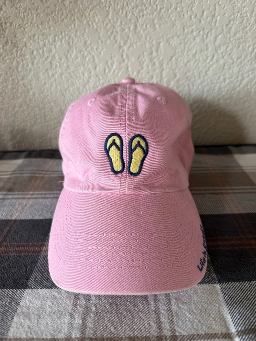 Life is good Happy Pink Flip Flops Chill Baseball Cap
